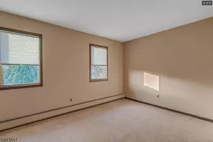 88 Van Blarcom Ln, Wyckoff Township, NJ 07481 - Photo 24
