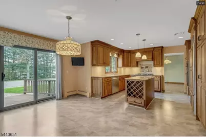 88 Van Blarcom Ln, Wyckoff Township, NJ 07481 - Photo 12