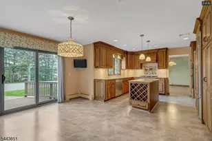 88 Van Blarcom Ln, Wyckoff Township, NJ 07481 - Photo 12