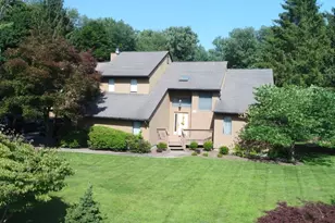 88 Van Blarcom Ln, Wyckoff Township, NJ 07481 - Photo 1