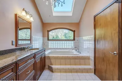 88 Van Blarcom Ln, Wyckoff Township, NJ 07481 - Photo 18