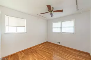 29 Downstream Dr, Mount Olive, NJ 07836 - Photo 6