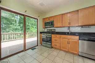 29 Downstream Dr, Mount Olive, NJ 07836 - Photo 12