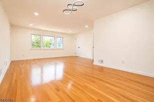 88 Manchester Pl, Newark, NJ 07104 - Photo 14