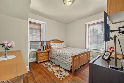 583 Somerset St, North Plainfield, NJ 07060 - Photo 18
