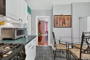 583 Somerset St, North Plainfield, NJ 07060 - Photo 8
