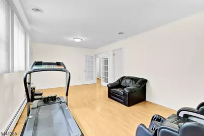 111 Walton Ave, Union Township, NJ 07083 - Photo 32