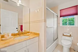 580 Center St, Kenilworth, NJ 07033 - Photo 26