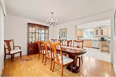 580 Center St, Kenilworth, NJ 07033 - Photo 18