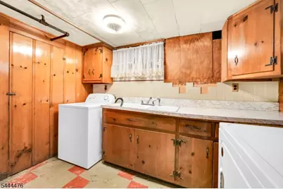 95 E 7th St, Clifton, NJ 07011 - Photo 22