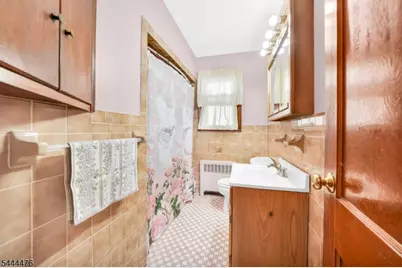 95 E 7th St, Clifton, NJ 07011 - Photo 8