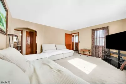 95 E 7th St, Clifton, NJ 07011 - Photo 14