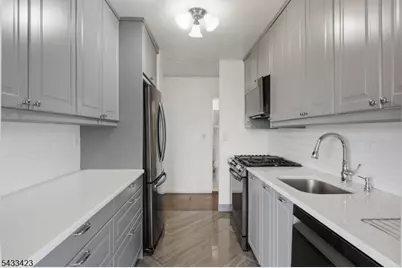 275 Prospect St #14B, East Orange, NJ 07017 - Photo 16