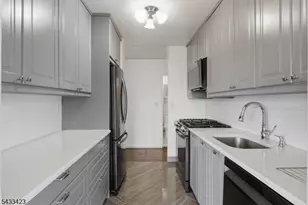 275 Prospect St, East Orange, NJ 07017 - Photo 16
