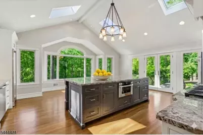 5 Winding Way, Saddle River, NJ 07458 - Photo 8