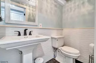 2010 Windsor Rd, Linden, NJ 07036 - Photo 6