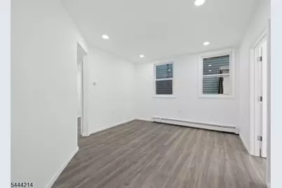 80 Wayne Ave, Paterson, NJ 07522 - Photo 4