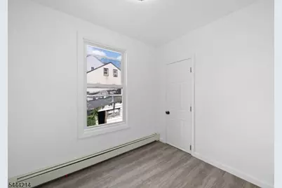 80 Wayne Ave, Paterson, NJ 07522 - Photo 20