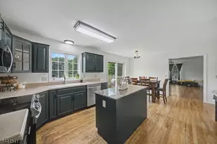 460 Shades of Death Rd, Allamuchy Township, NJ 07838 - Photo 10