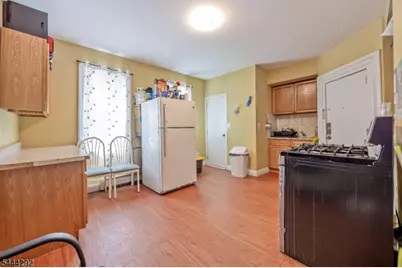 9 Vreeland Ave #4, Passaic, NJ 07055 - Photo 12