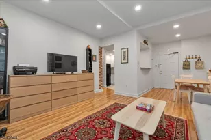 515 Trinity Pl, Westfield, NJ 07090 - Photo 8