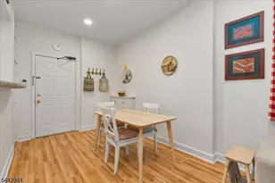 515 Trinity Pl, Westfield, NJ 07090 - Photo 2