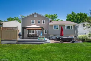 7 Wolf Pl, Parsippany, NJ 07054 - Photo 20
