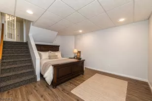 7 Wolf Pl, Parsippany, NJ 07054 - Photo 16