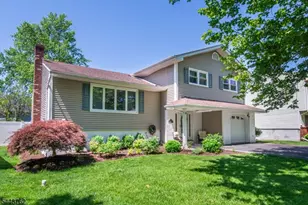 7 Wolf Pl, Parsippany, NJ 07054 - Photo 2