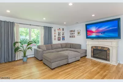 7 Wolf Pl, Parsippany, NJ 07054 - Photo 8