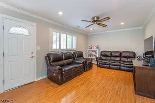 7 Wolf Pl, Parsippany, NJ 07054 - Photo 16