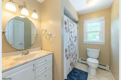 7 Wolf Pl, Parsippany, NJ 07054 - Photo 12