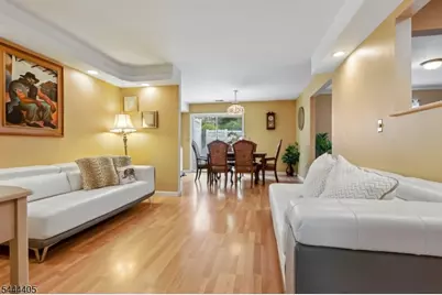 3 Letts Ct, Sayreville Boro, NJ 08872 - Photo 8