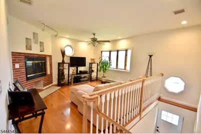 58 Cork Hill Rd, Ogdensburg, NJ 07439 - Photo 2