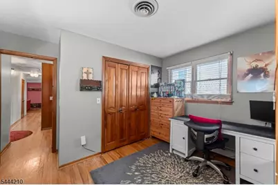 606 Knopf St, Linden, NJ 07036 - Photo 16