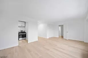 275 Prospect St, East Orange, NJ 07017 - Photo 8