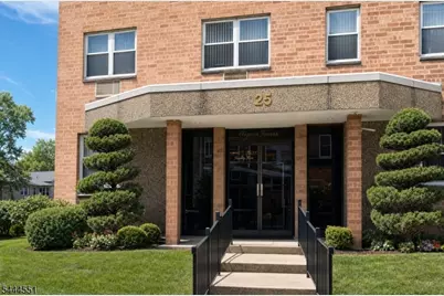 25 Jefferson St #3D, Hackensack, NJ 07601 - Photo 2