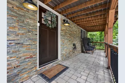 6 Black Oak Trl, Vernon, NJ 07462 - Photo 2