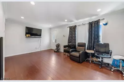 73 Raritan Ave, Paterson, NJ 07503 - Photo 8