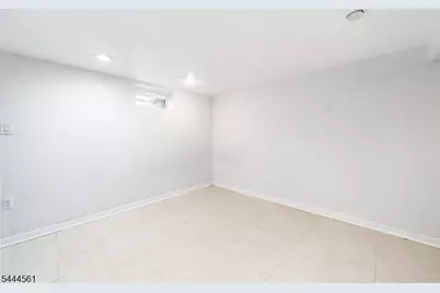 73 Raritan Ave, Paterson, NJ 07503 - Photo 16