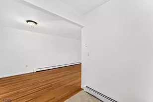 28 Deanna Dr, Hillsborough Township, NJ 08844 - Photo 8