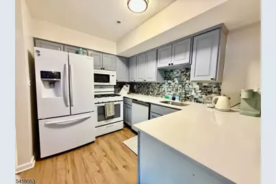 51 Smith St #C, Irvington, NJ 07111 - Photo 2