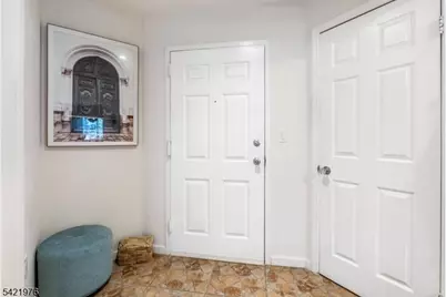48 Quartz Ln, Paterson, NJ 07501 - Photo 18