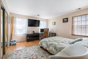 48 Quartz Ln, Paterson, NJ 07501 - Photo 10