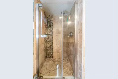 48 Quartz Ln, Paterson, NJ 07501 - Photo 14