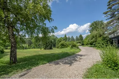 17 Hollow Brook Rd, Tewksbury Township, NJ 07830 - Photo 10