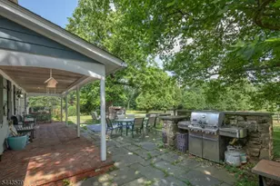 17 Hollow Brook Rd, Tewksbury Township, NJ 07830 - Photo 4