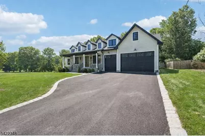 51 Herfort Rd, Wayne, NJ 07470 - Photo 2