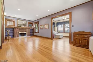 16 Arlington Ave, Caldwell, NJ 07006 - Photo 4
