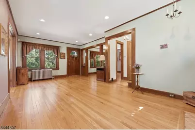 16 Arlington Ave, Caldwell, NJ 07006 - Photo 14